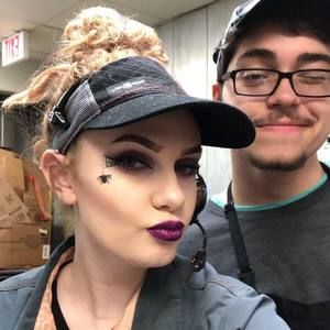 Meet your Posher, Mandi